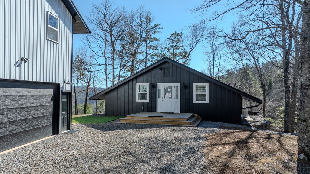 424995 Murphy Residential