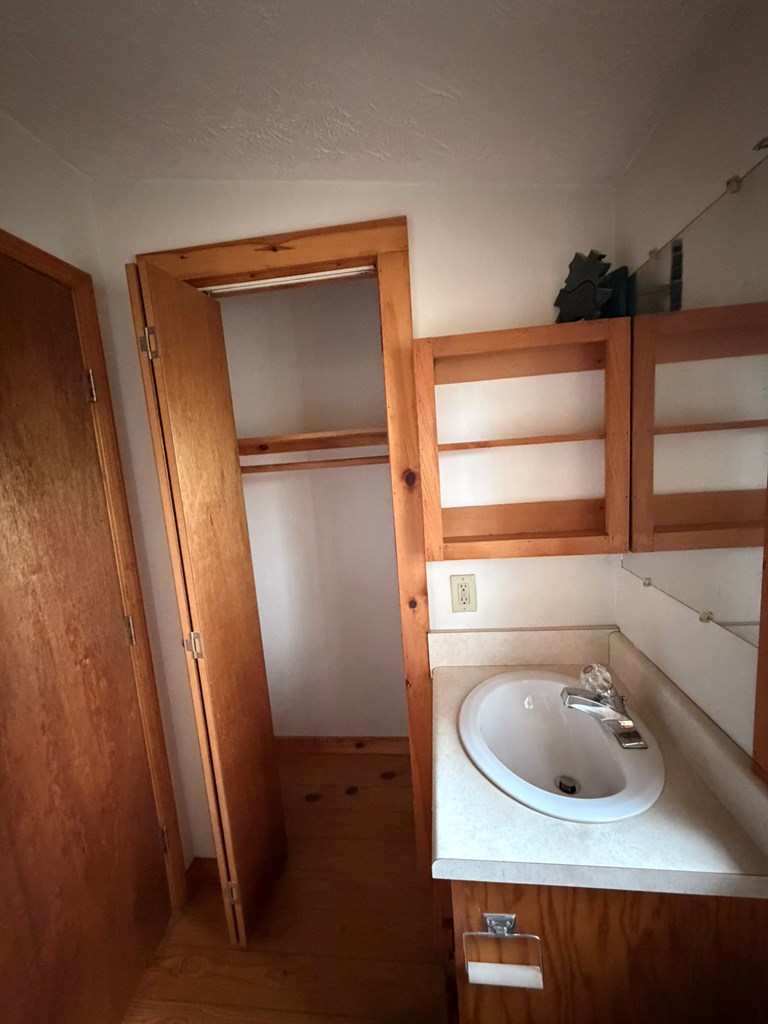 424996 Blairsville Residential