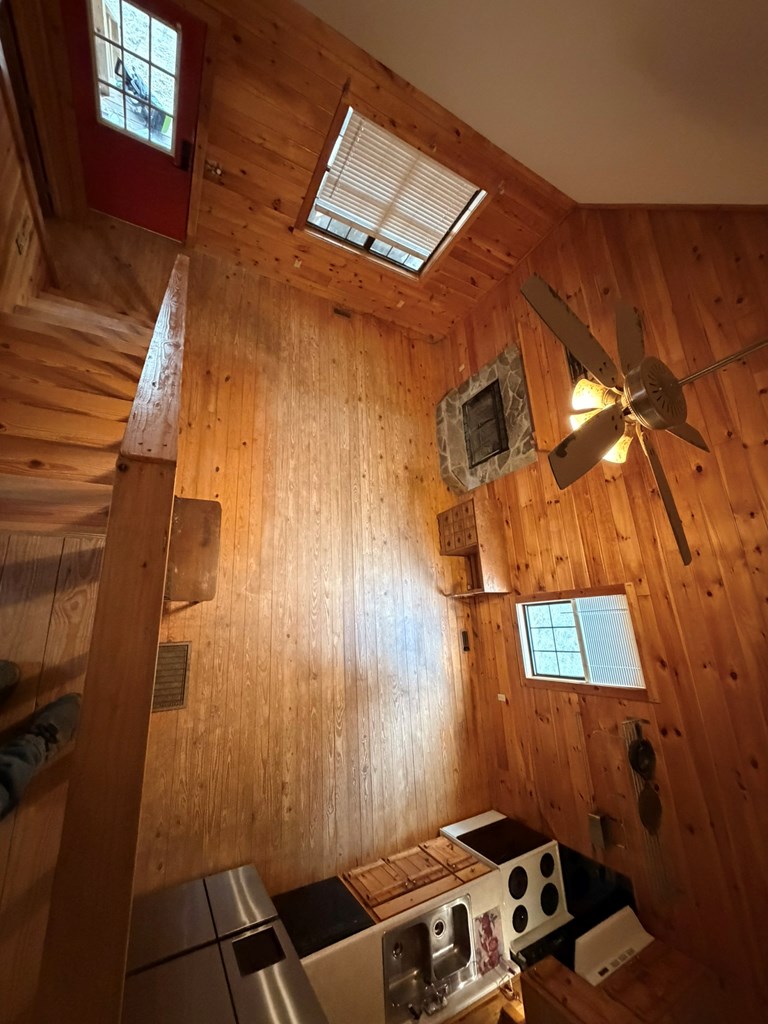 424996 Blairsville Residential