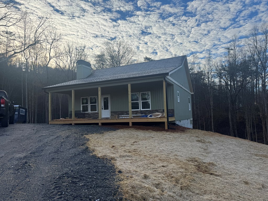 424998 Young Harris Residential