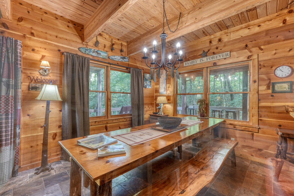 425000 Hiawassee Residential