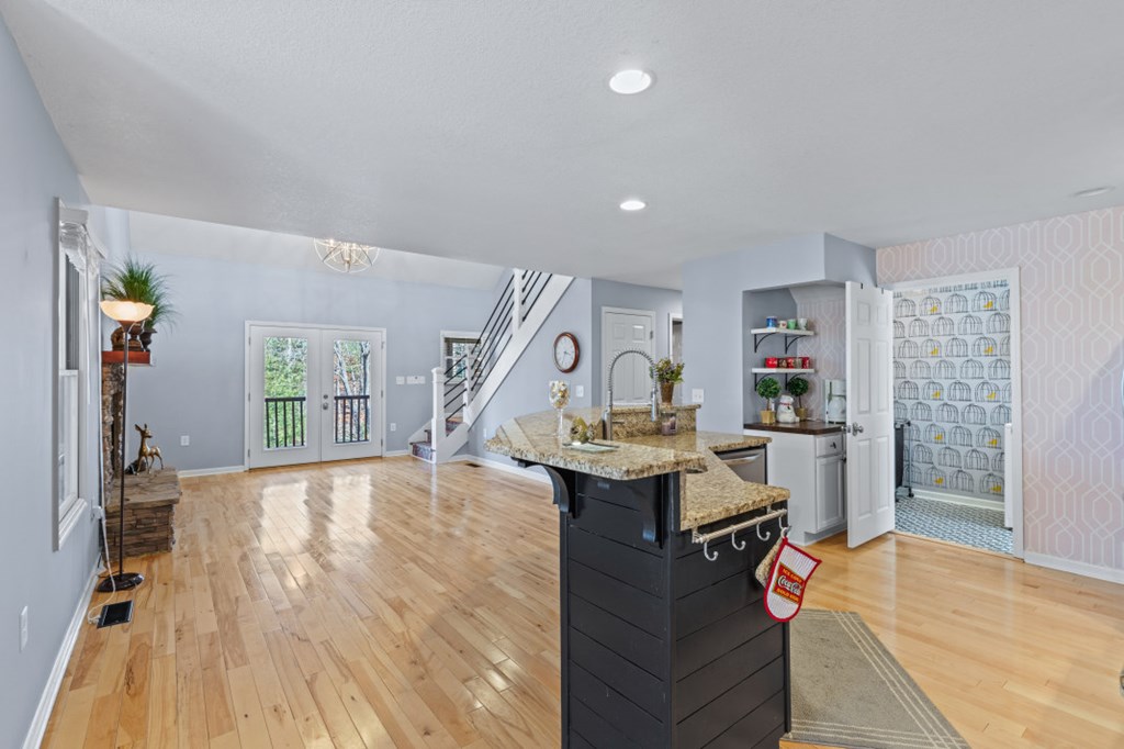 425002 Blairsville Residential