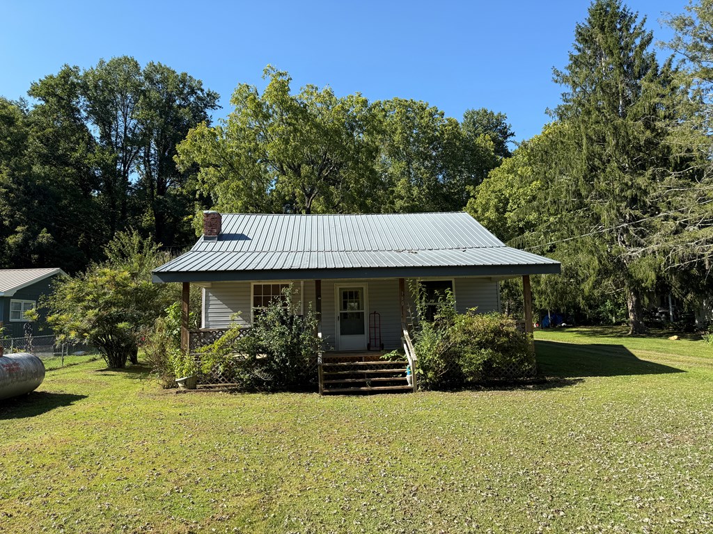 425006 Andrews Residential