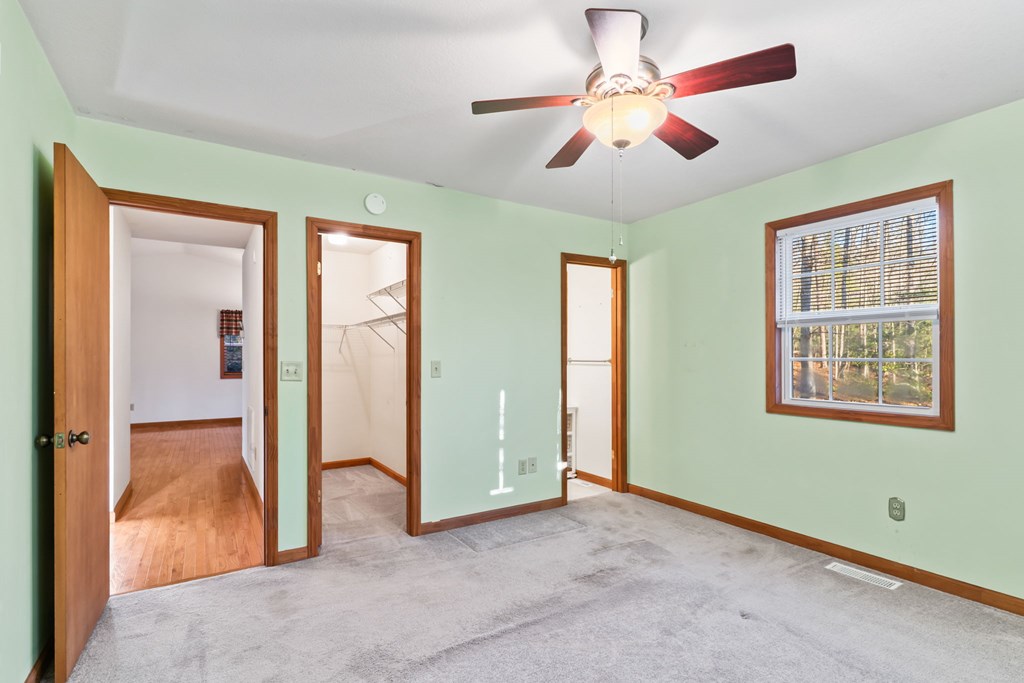 425011 Murphy Residential