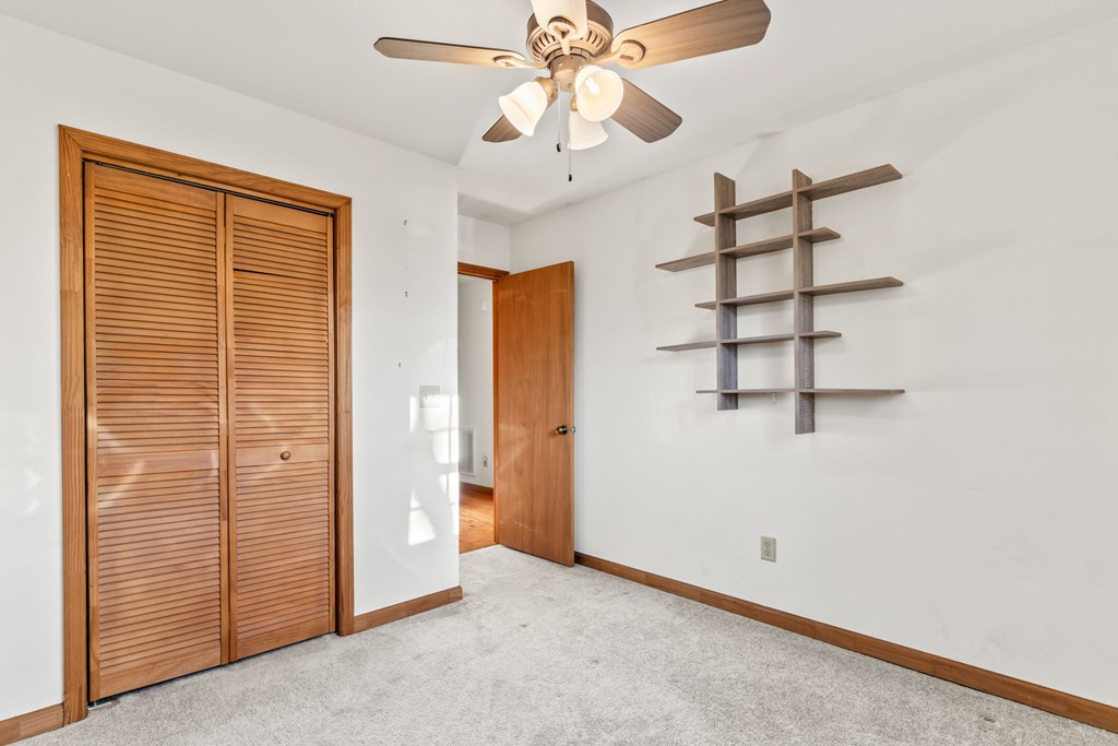 425011 Murphy Residential