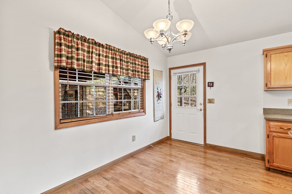 425011 Murphy Residential