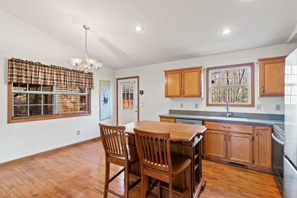 425011 Murphy Residential