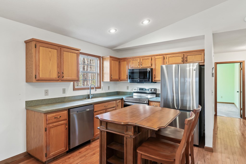 425011 Murphy Residential