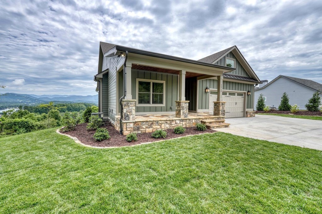 425023 Hiawassee Residential