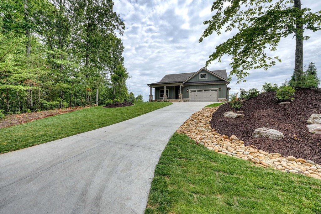 425023 Hiawassee Residential