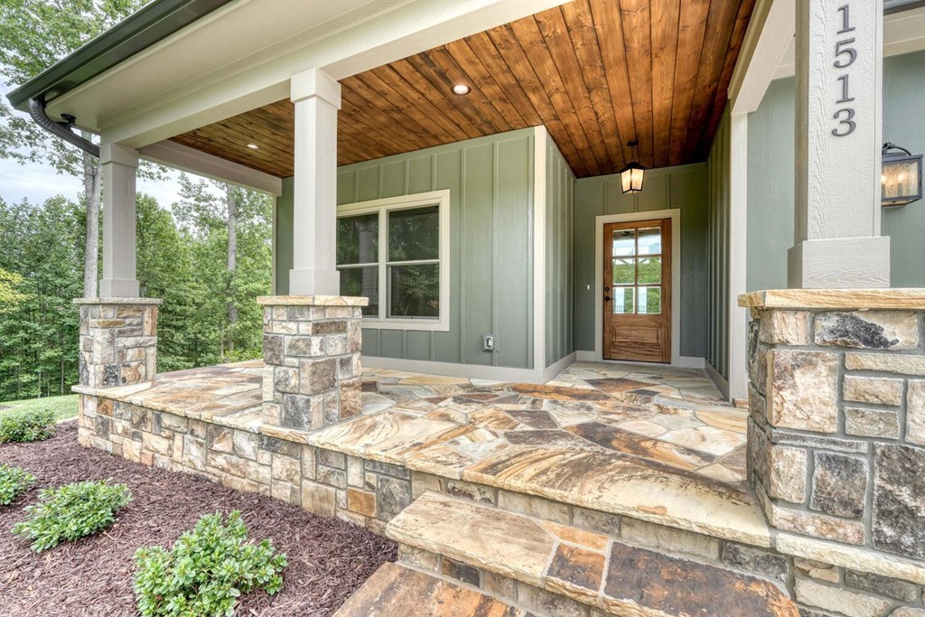 425023 Hiawassee Residential