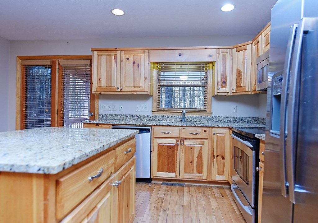 425025 Ellijay Residential