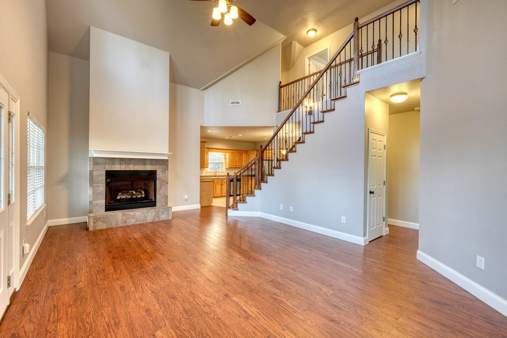 425029 Young Harris Residential