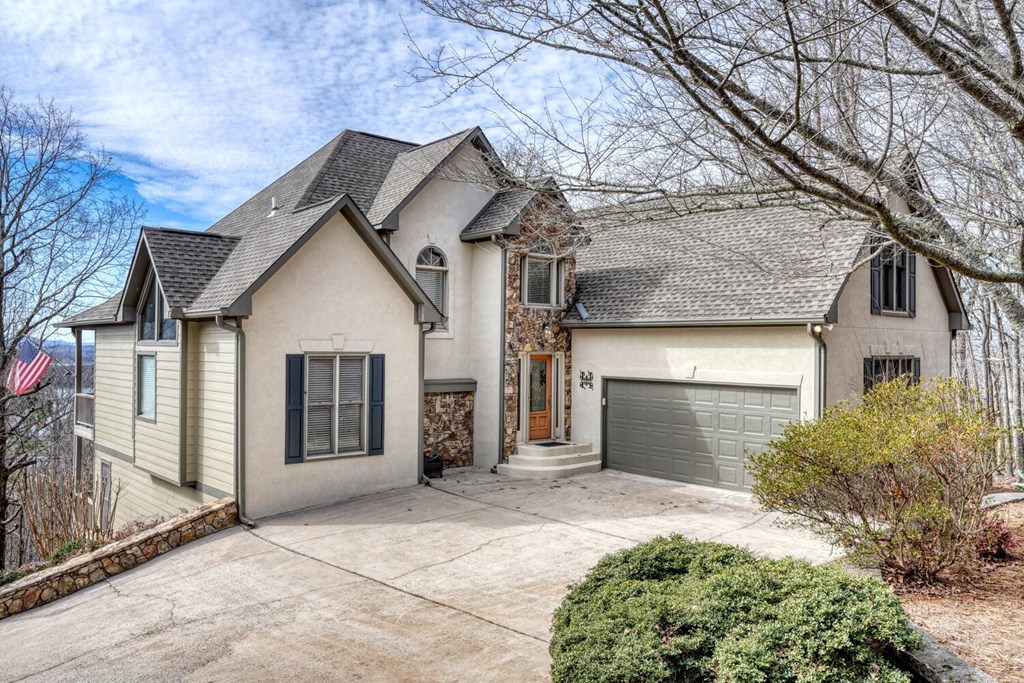 425037 Hayesville Residential