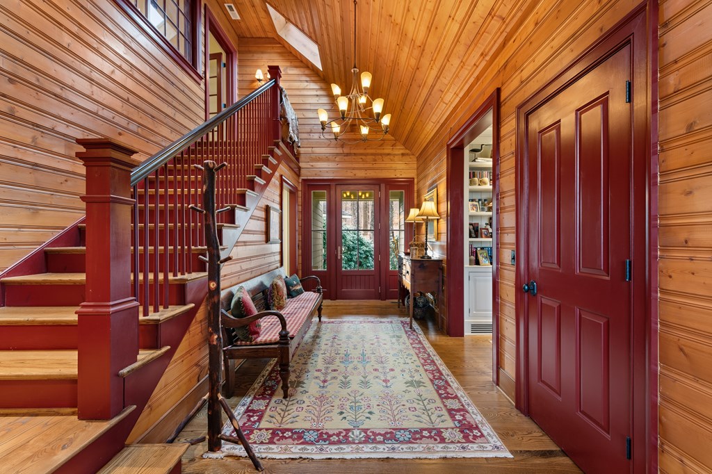 425041 Murphy Residential