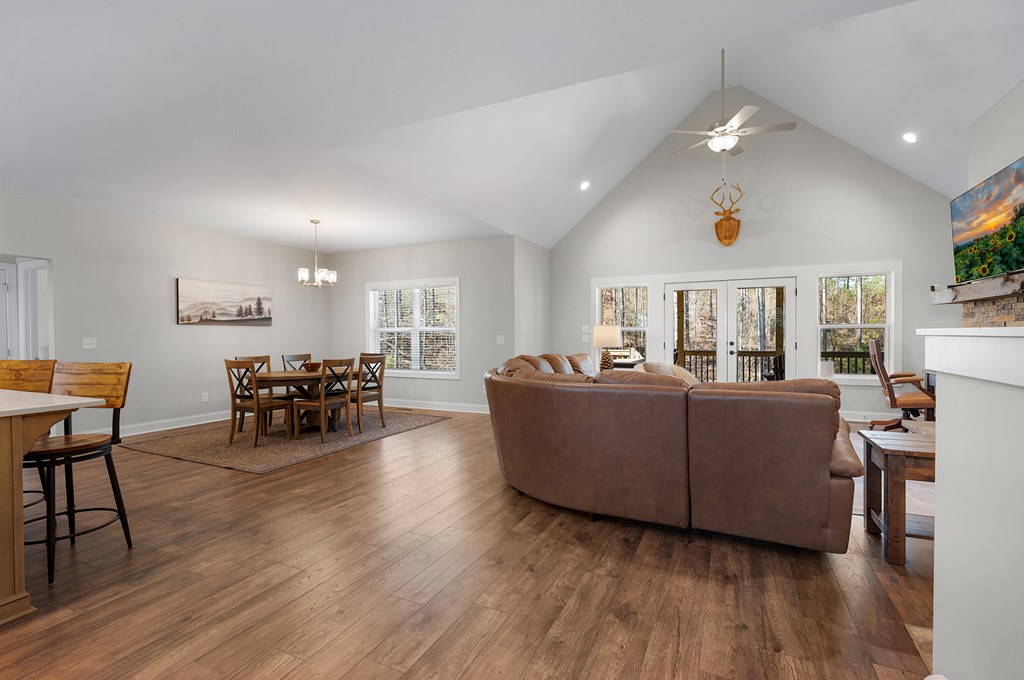 425048 Ellijay Residential