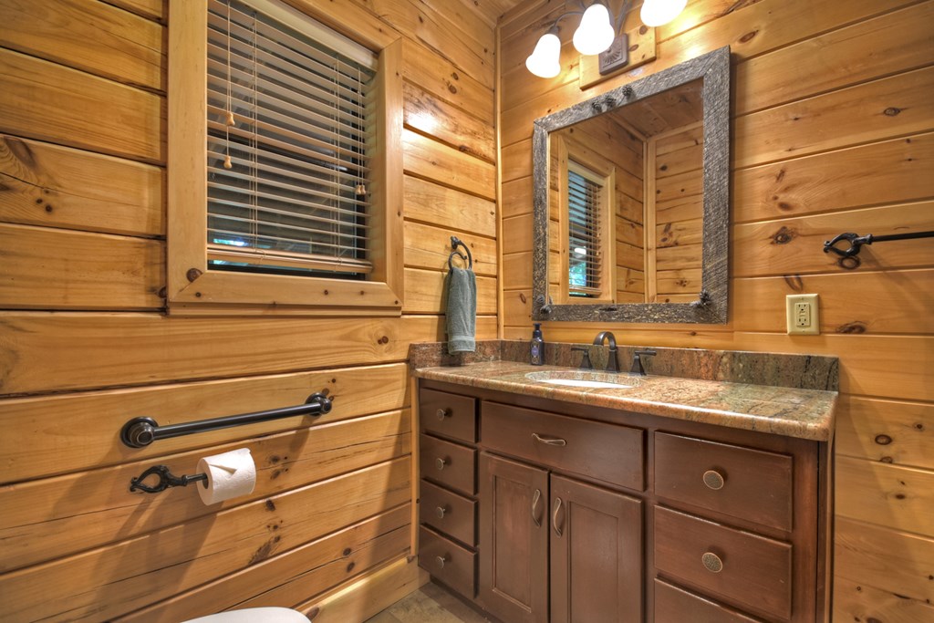 425050 Blue Ridge Residential