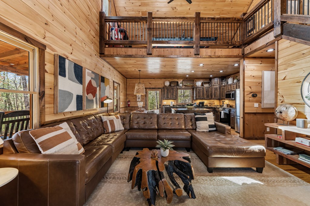 425054 Epworth Residential