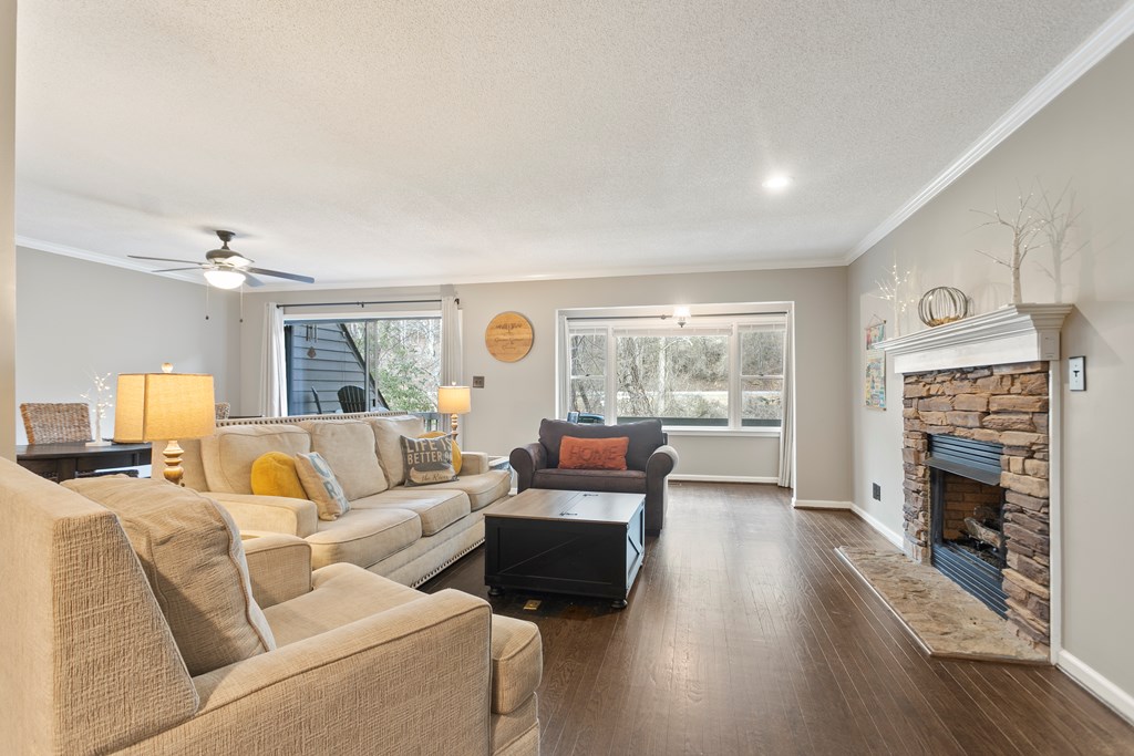 425058 East Ellijay Residential