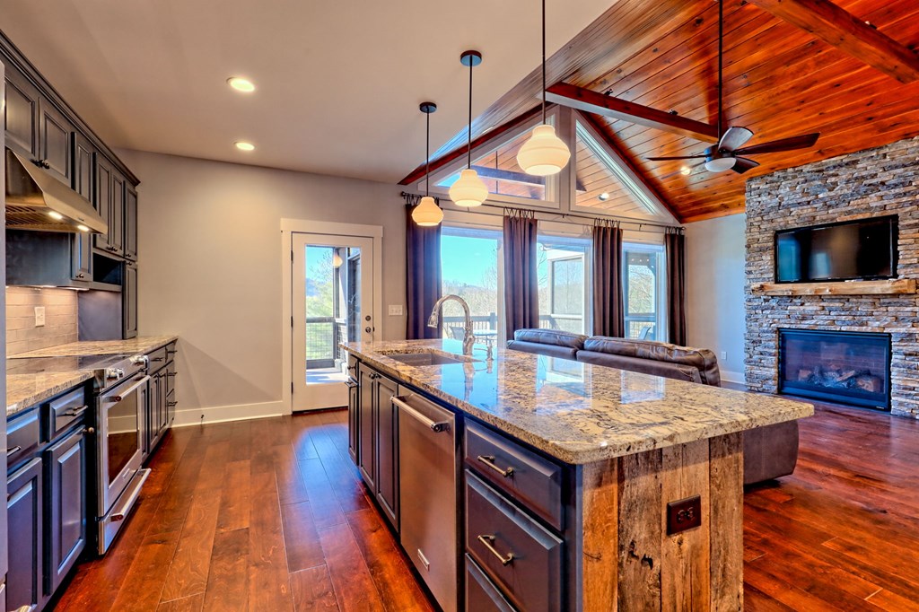 425060 Blairsville Residential