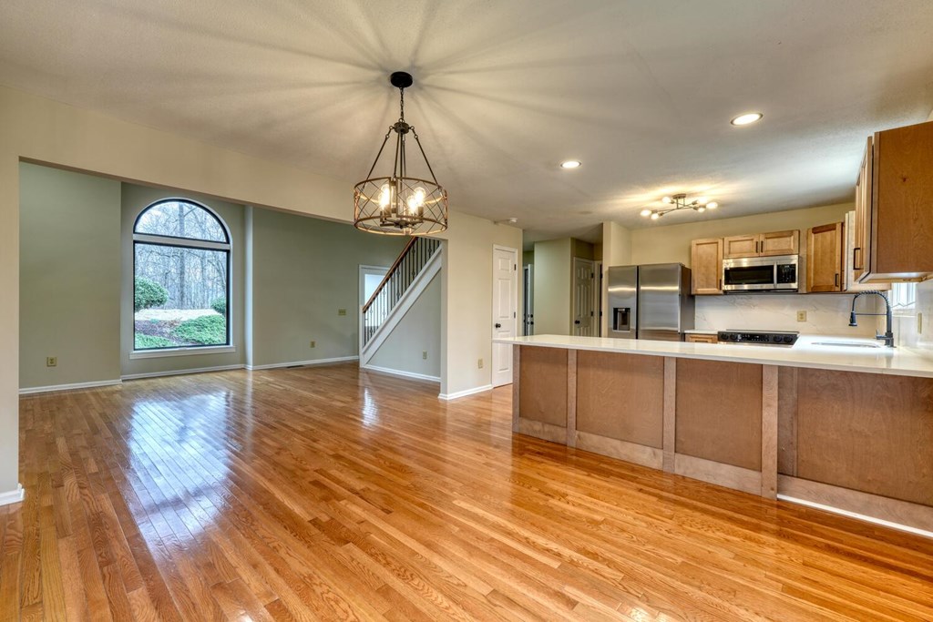 425066 Young Harris Residential