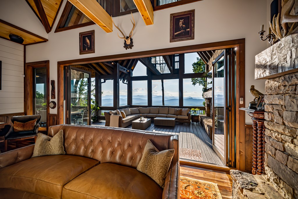 425070 Blue Ridge Residential