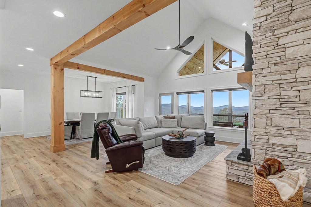 425073 Blairsville Residential