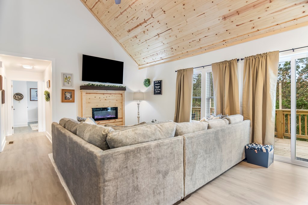 425081 Jasper Residential