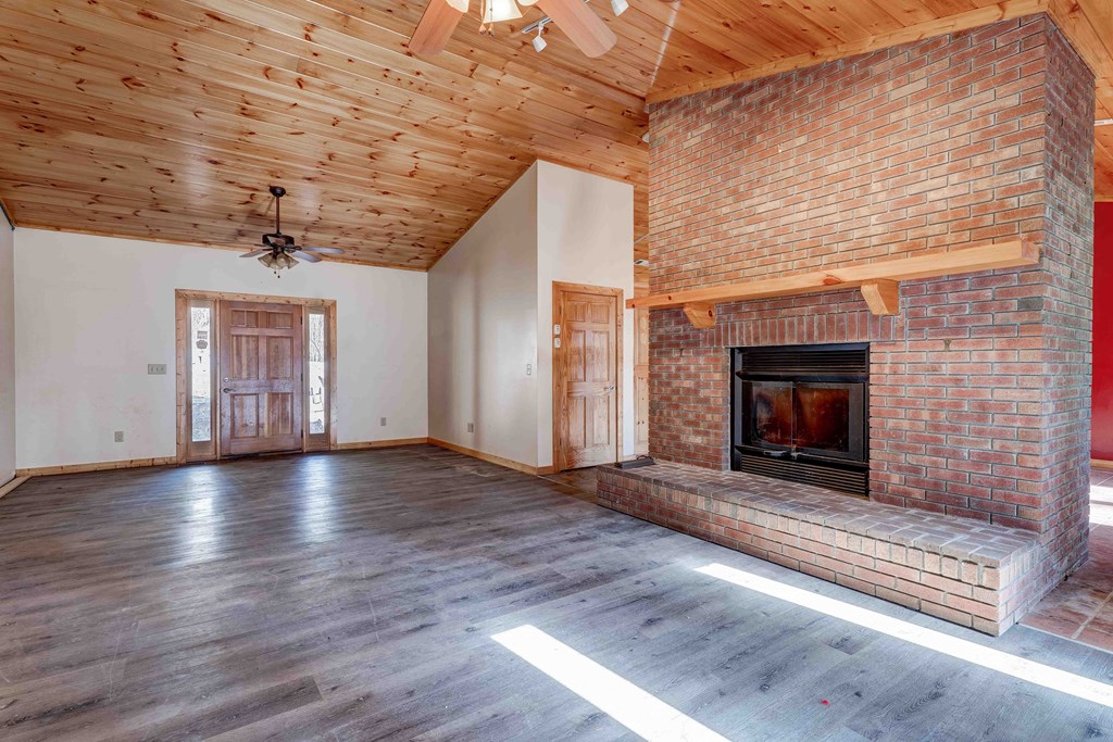 425089 Ellijay Residential