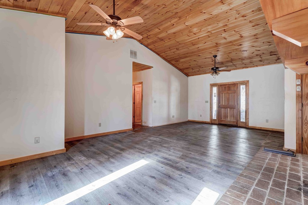 425089 Ellijay Residential