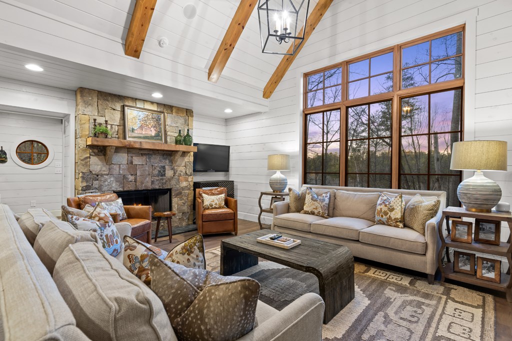 425090 Cherry Log Residential