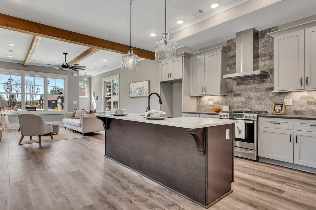 425108 Jasper Residential