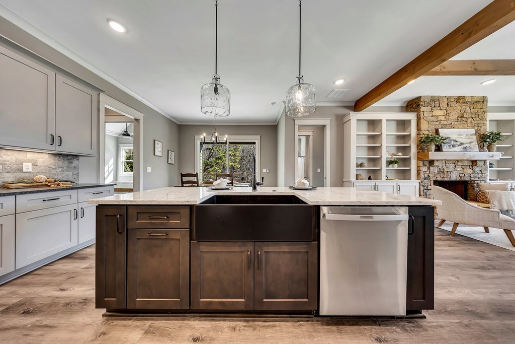 425108 Jasper Residential