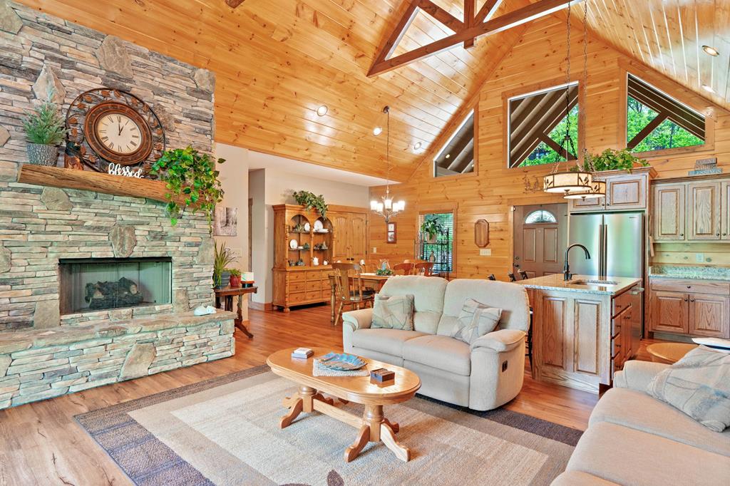 425115 Ellijay Residential