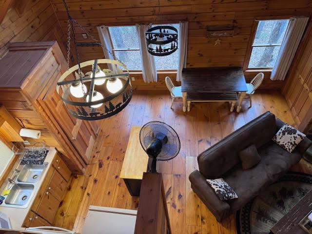 425121 Cherry Log Residential