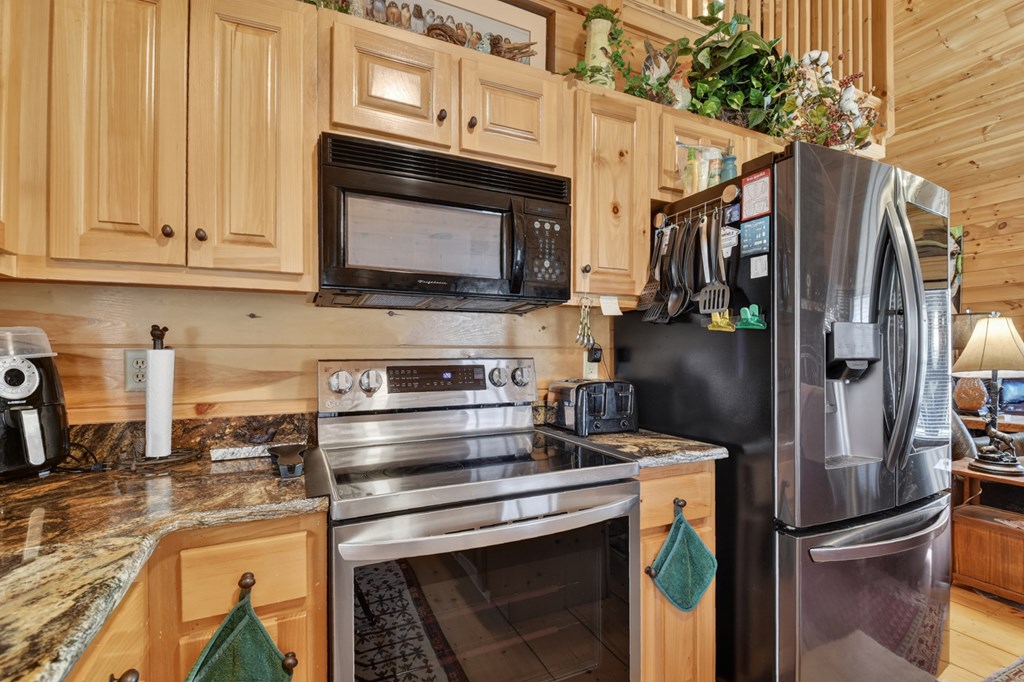 425127 Ellijay Residential