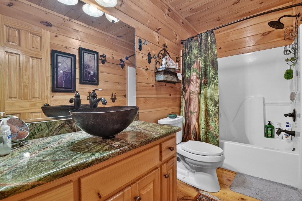 425127 Ellijay Residential