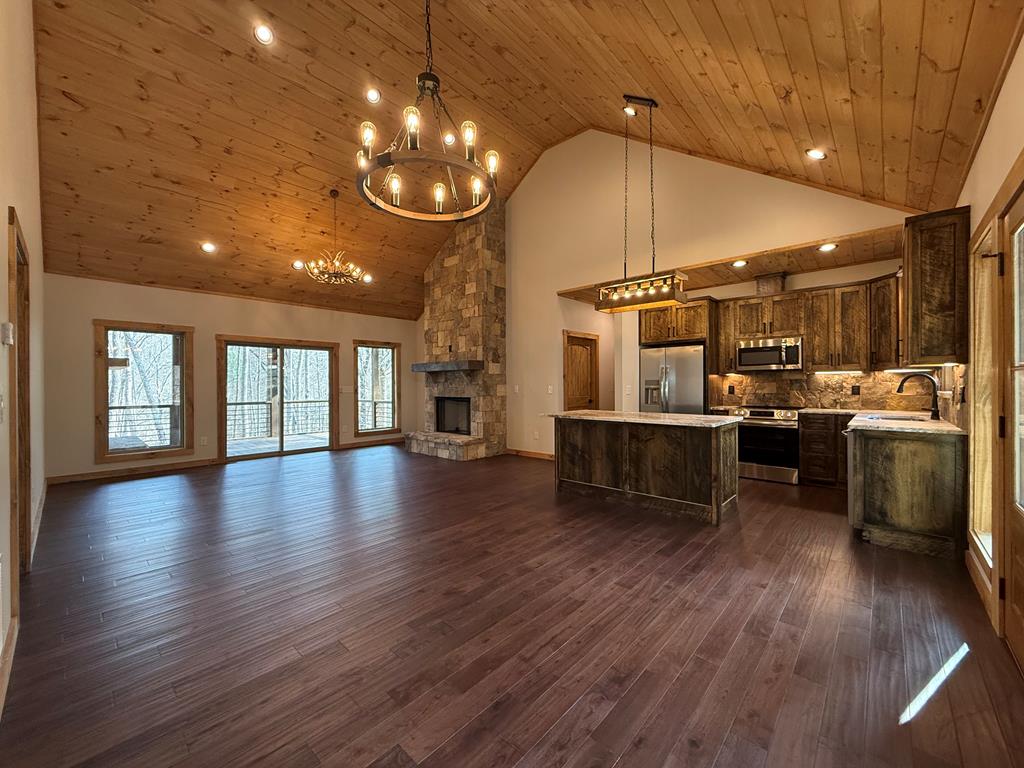 425136 Ellijay Residential