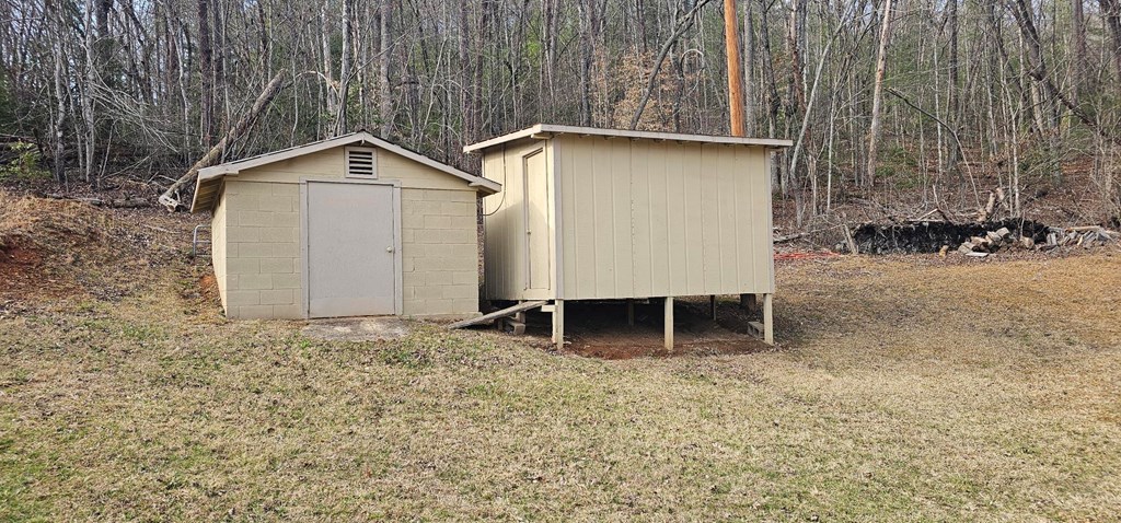 425137 Hayesville Residential