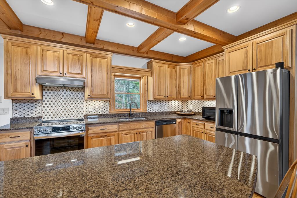 425142 Dahlonega Residential