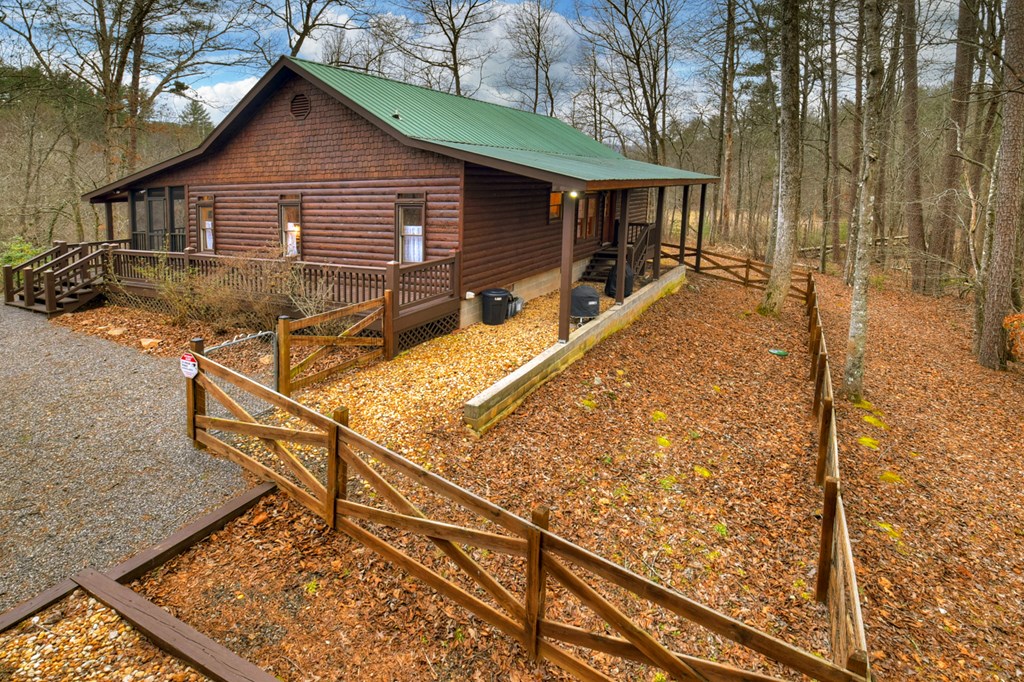 425143 Blue Ridge Residential