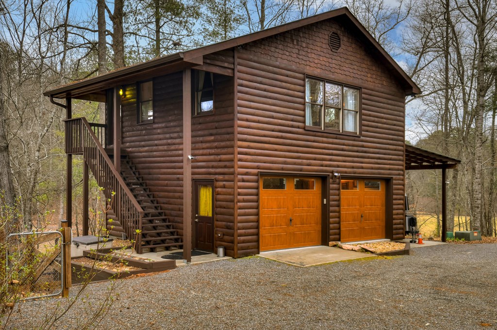 425143 Blue Ridge Residential