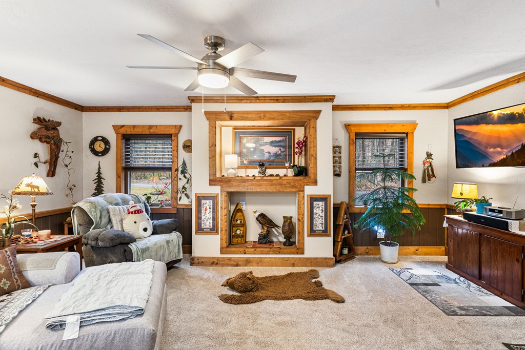 425144 Hayesville Residential