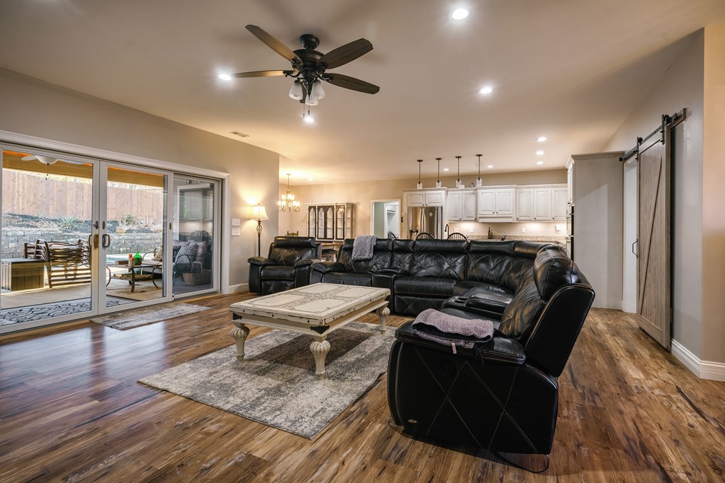 425171 Blue Ridge Residential