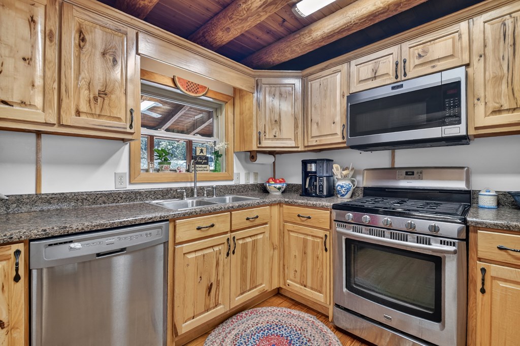 425172 Ellijay Residential