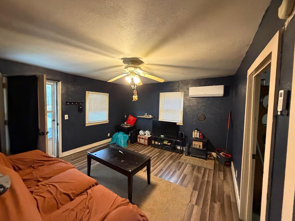 425179 Andrews Residential