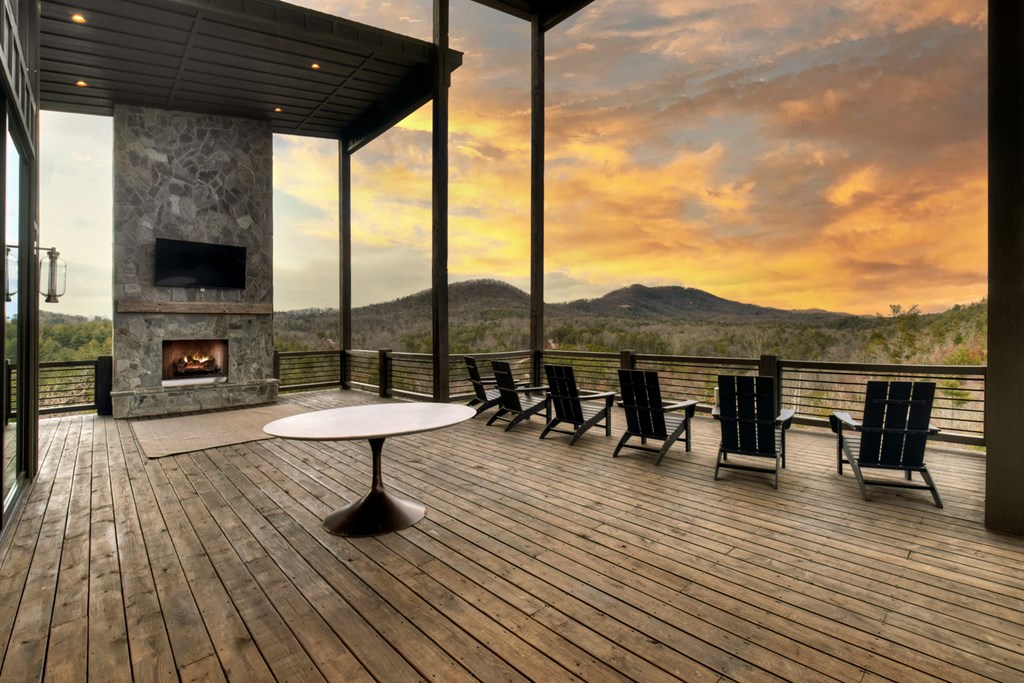 425196 Mineral Bluff Residential