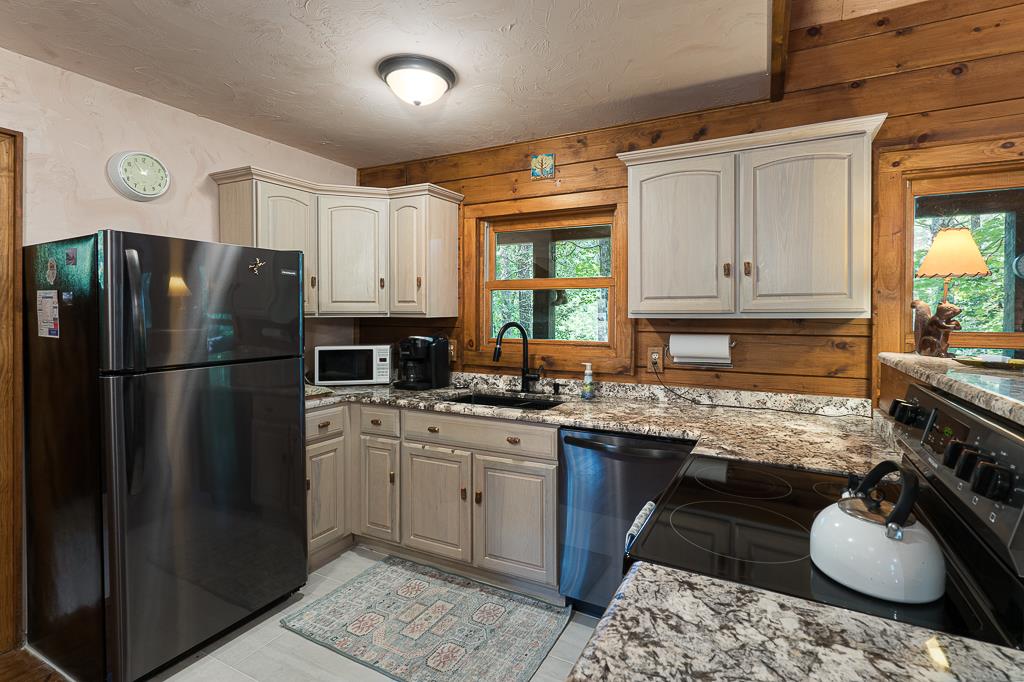 425198 Murphy Residential