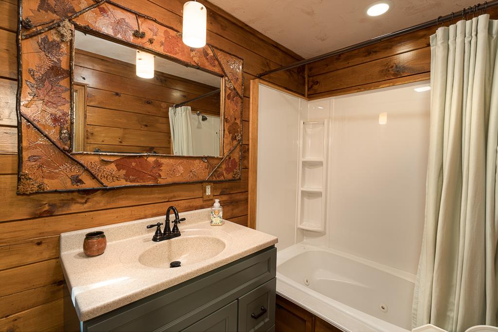 425198 Murphy Residential