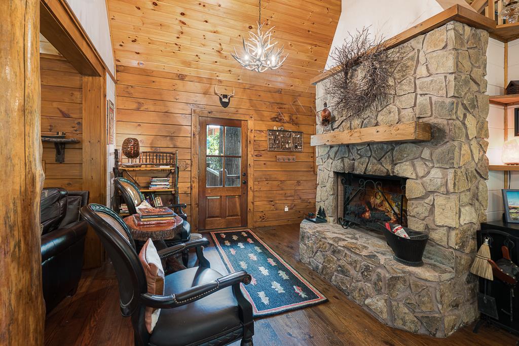 425198 Murphy Residential